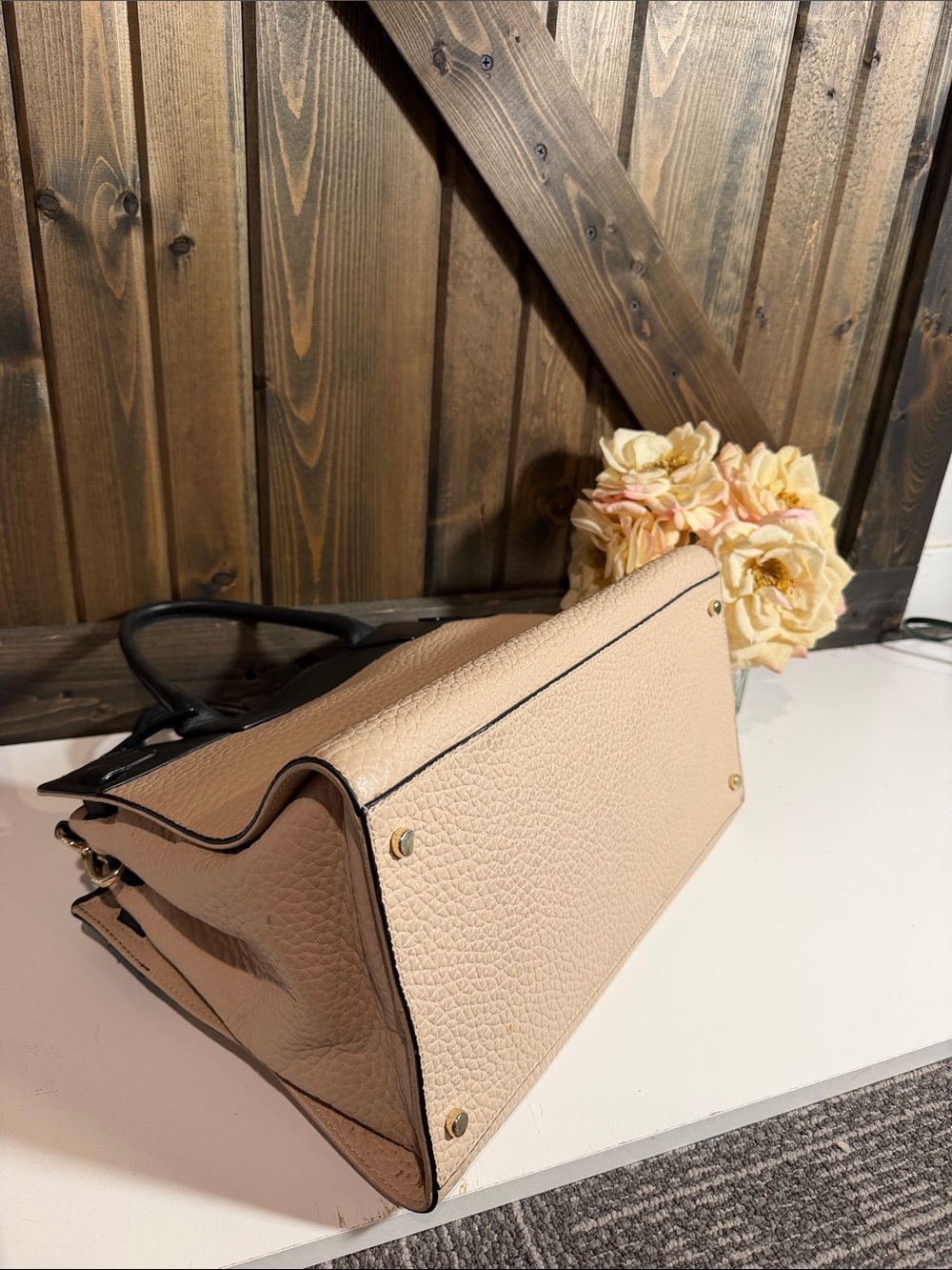 Kate Spade New York Luna Drive Willow Tote - Picture 4 of 6